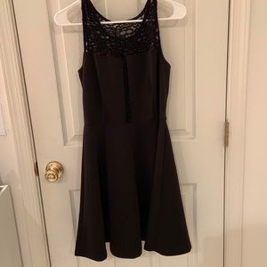 En Focus Studio size 8, little black dress with lace neckline. Worn once